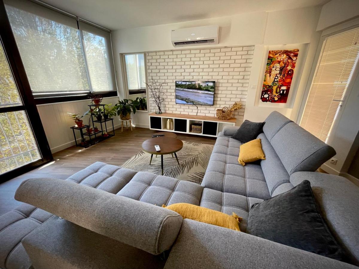 Tres Bel Appartement Central, Au Calme Avec Balneo แปร์ปินญอง ภายนอก รูปภาพ